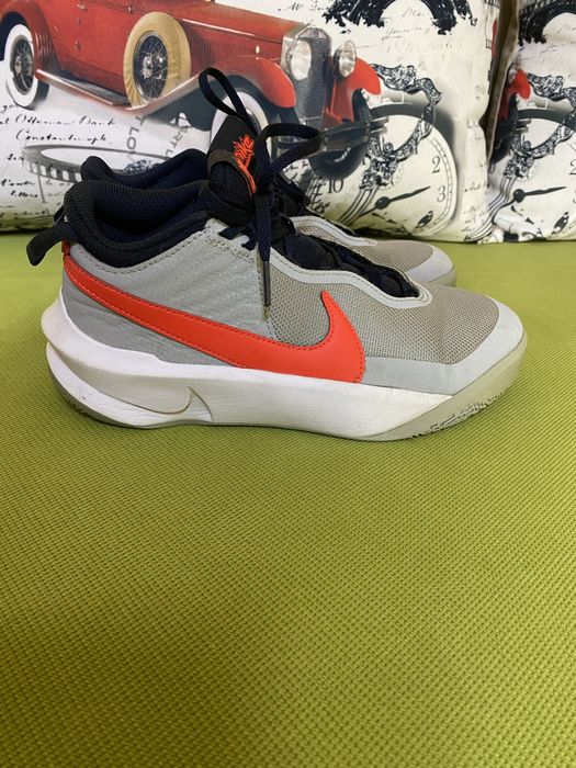 Маратонки Nike Team Hustle D 10