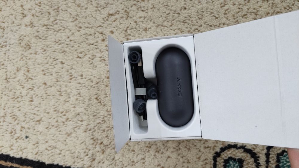 Наушники Sony WF - C500  новый