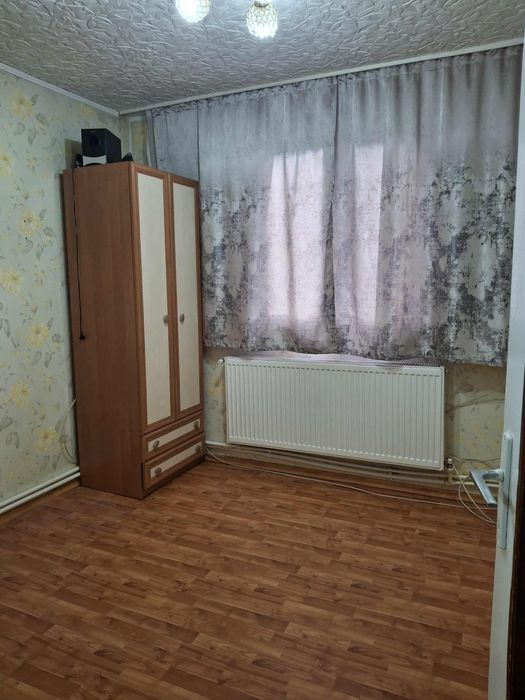 Vand apartament 2 camere