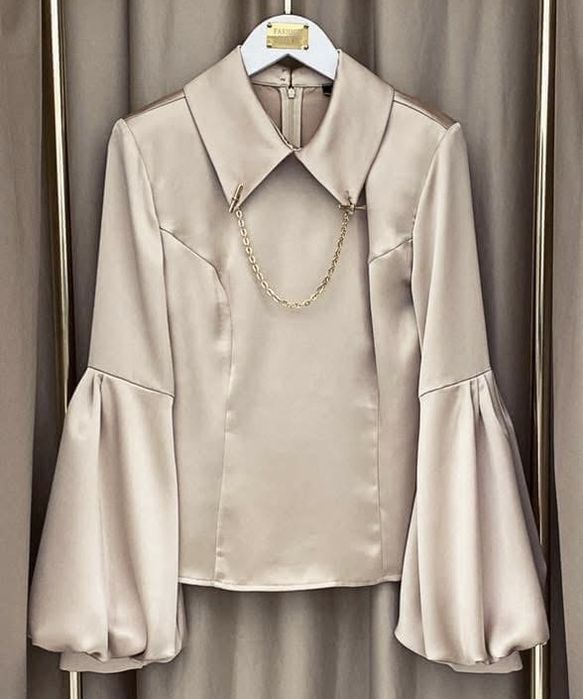 Уникална сатенена риза с бижу