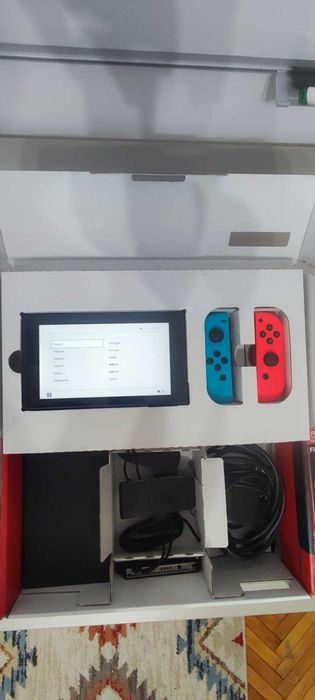 Nintendo Switch cu husa, doua jocuri si cu folie protectie ecran