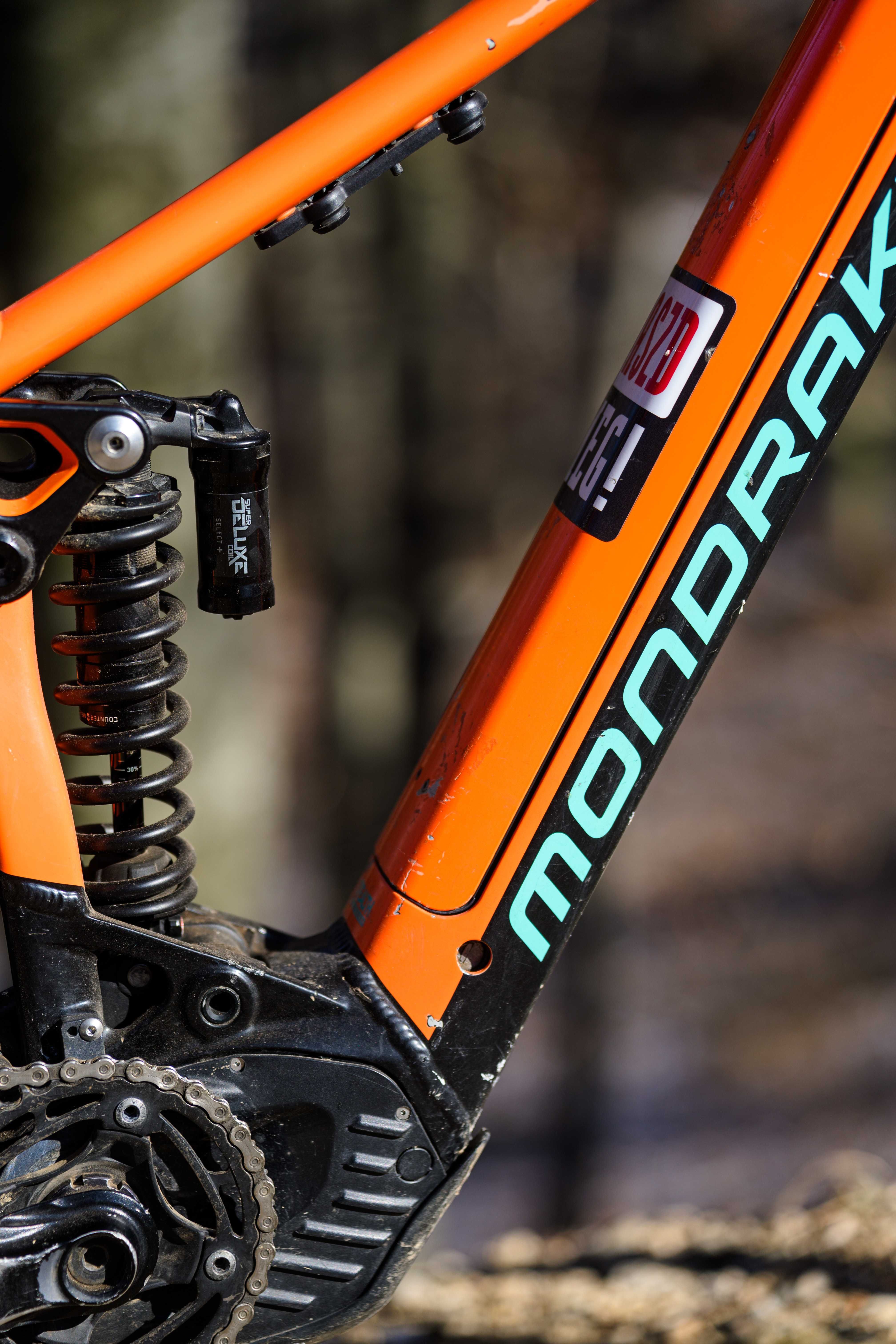 Bicicleta electrica e-mtb enduro Mondraker Level M