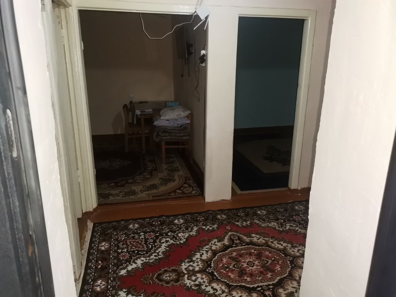 3 хонали шароити билан 1 микрорайонда