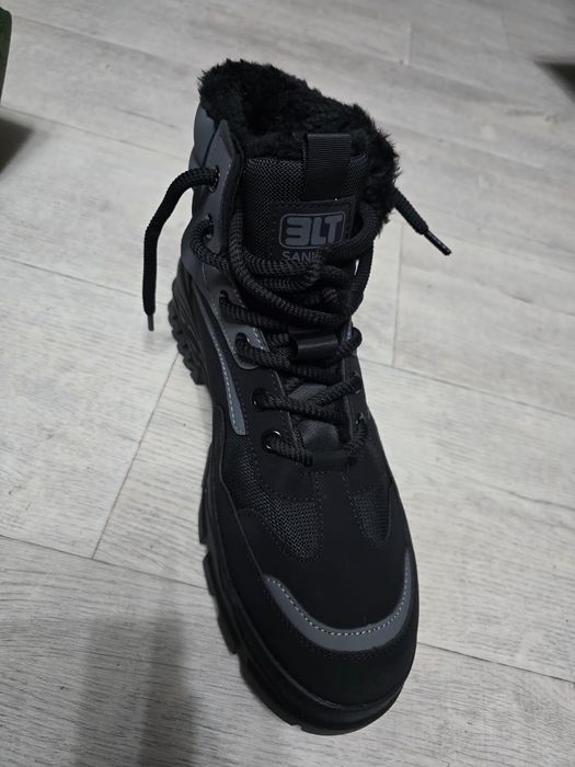 Новые зимние ботинки с пиндодо