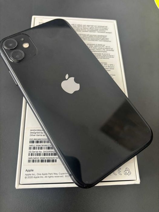 Iphone 11 in stare perfecta in cutia originala, 128 gb, negru 899 lei