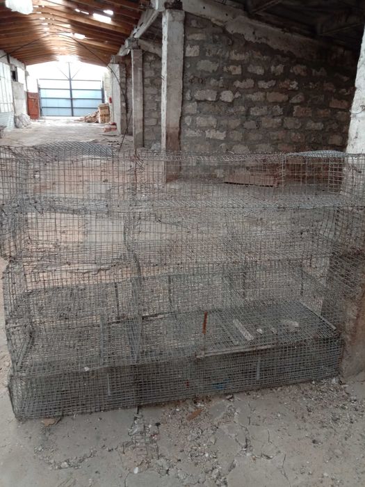 Продам клетки из оцинкованной сетки