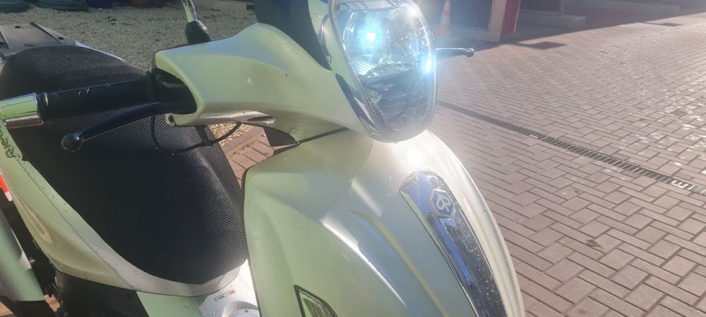 Piaggio Beverly 300 ie