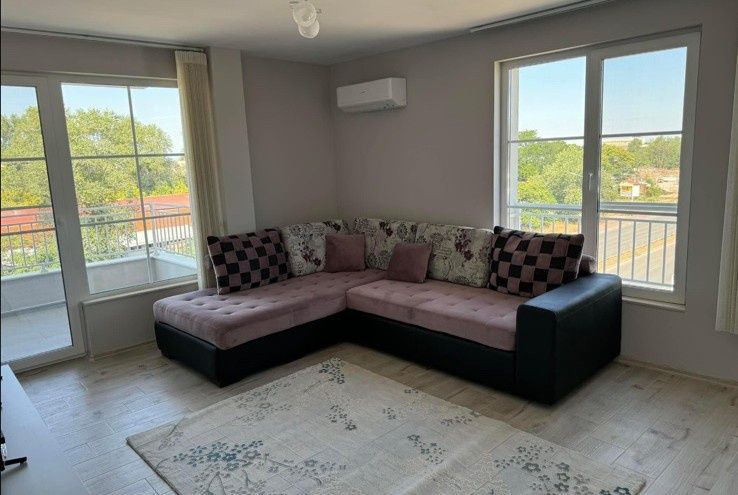 Дава се под наем Двустаен апартамент в Пловдив, Кършияка - 62 кв.м за 459 € - Снимка #3