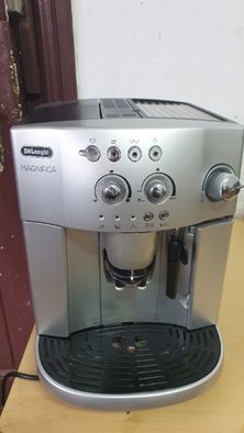 Aparat cafea expresor delonghi magnifica eco. garantie