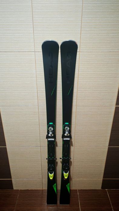 Schiuri head Supershape LTD i magnum 163 cm