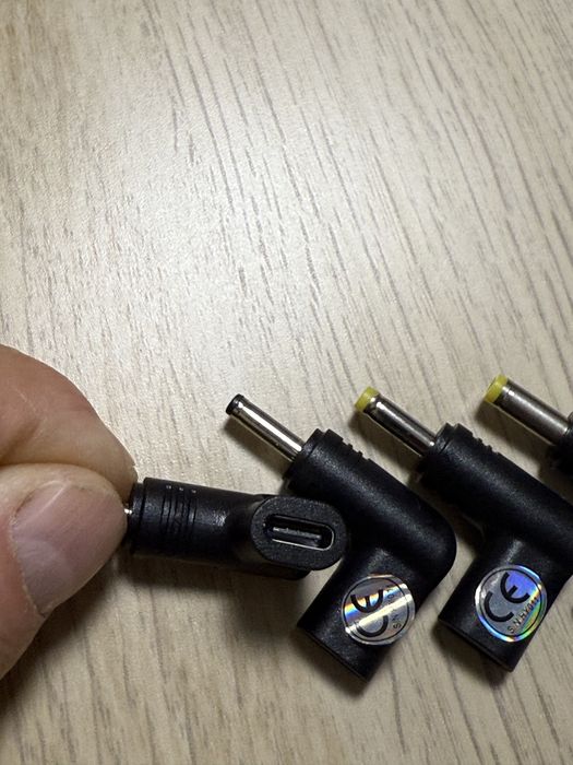 Adaptor alimentare