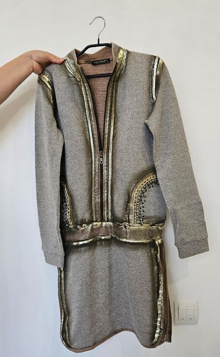 Продам 3 платья 42-46 размеры