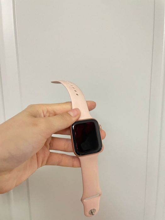 Apple Watches 6 series  44 mm