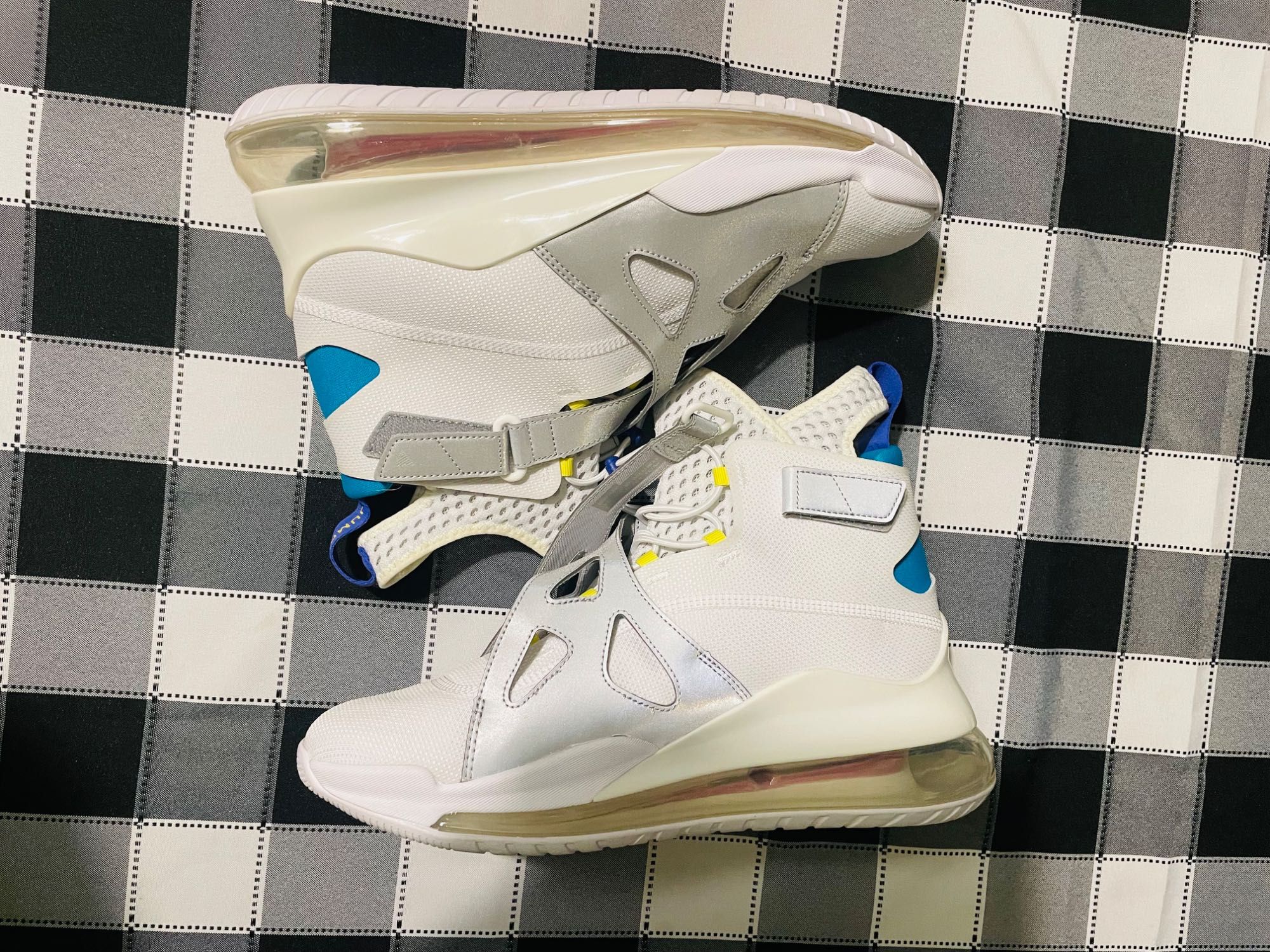 Women’s Jordan Air Latitude 720
Aqua