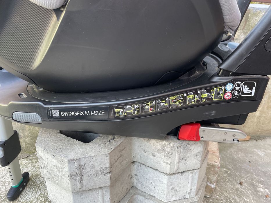 Scaun Britax Romer SWINGFIX M i-SIZE