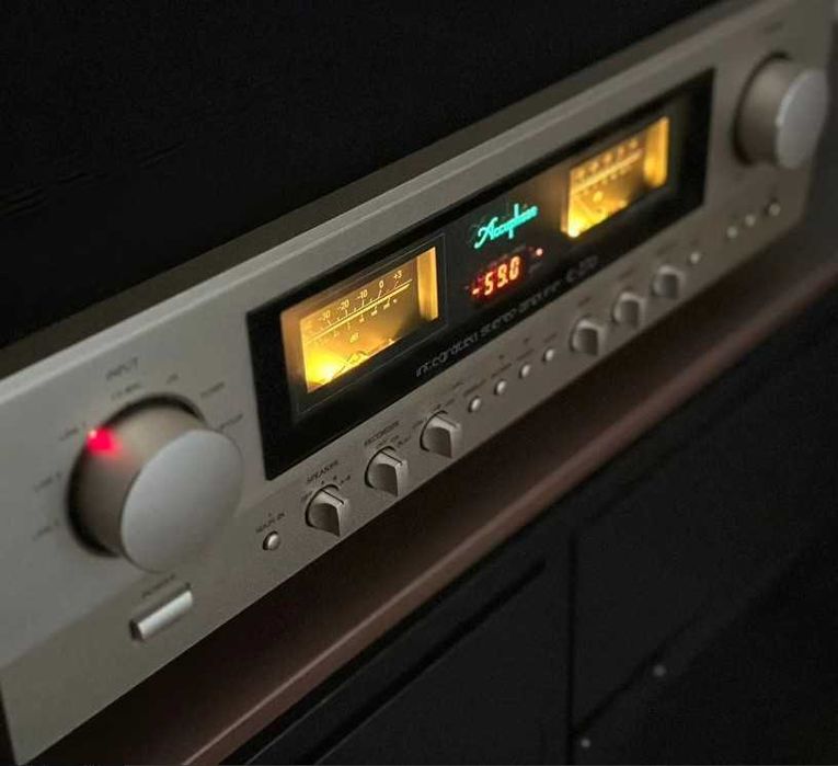 Accuphase E-270 Full Box - Mint condition