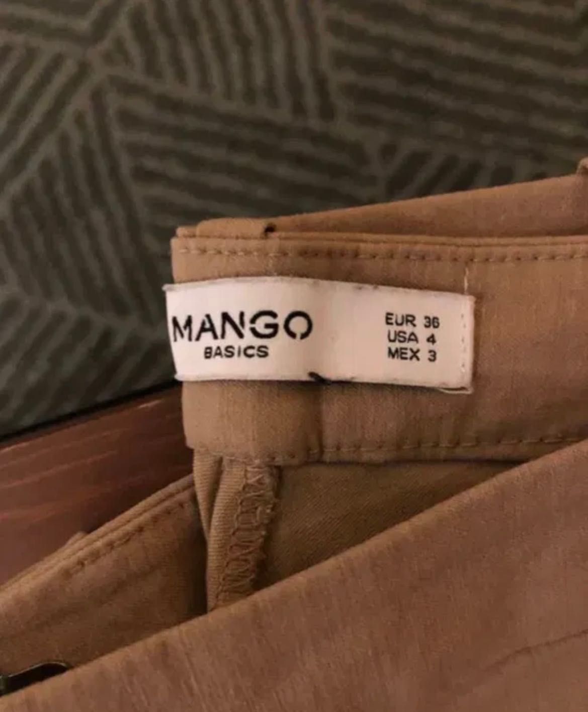 Дамски панталон Mango;