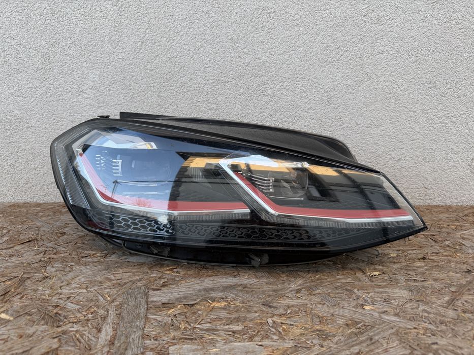 Far dreapta VW Golf 7 7.5 Facelift 2016+ GTI Matrix Original Europa