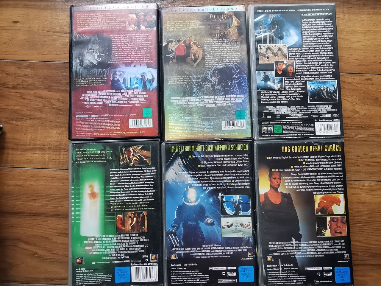 Film VHS Matrix de colectie Alien Matrix Jurassik Park