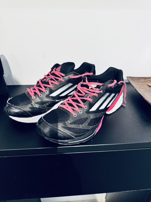 Adidas zero purtai doar in sala