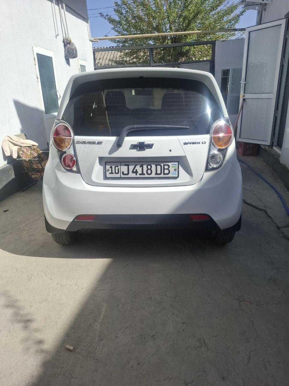 Spark sotiladi mashina