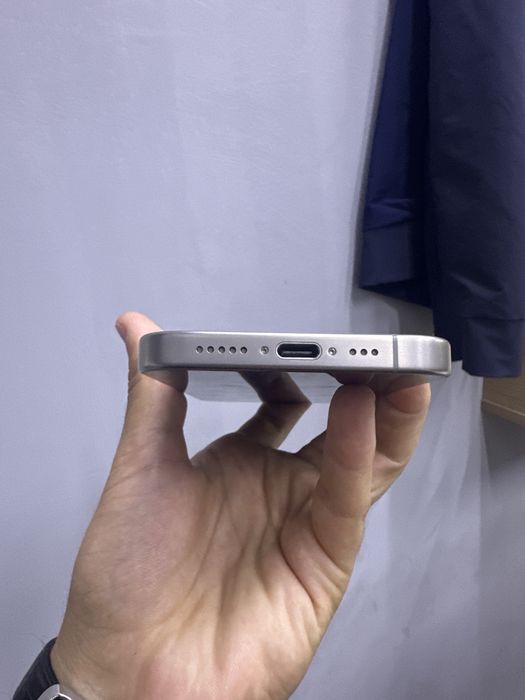 Iphone 15 Pro Titan karopka dak 2 ta simkartali 89% ,128 Gb , Ch/A