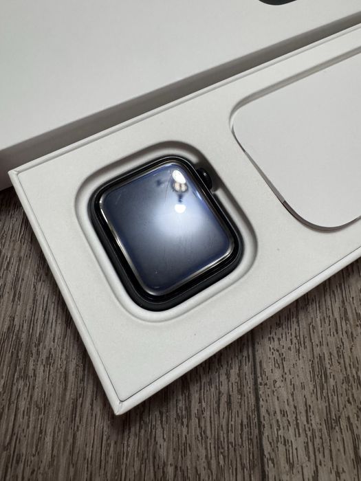 Apple Watch SE 2 ёмкость 100%