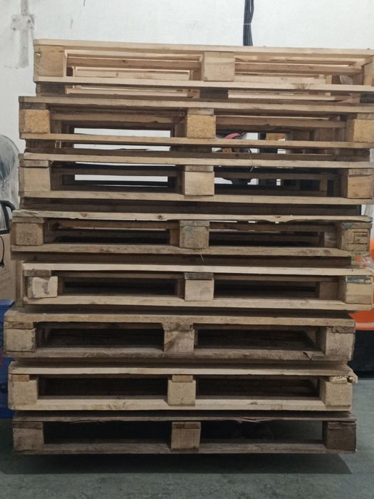 Продам палеты за штуку 1700 Райымбека саина