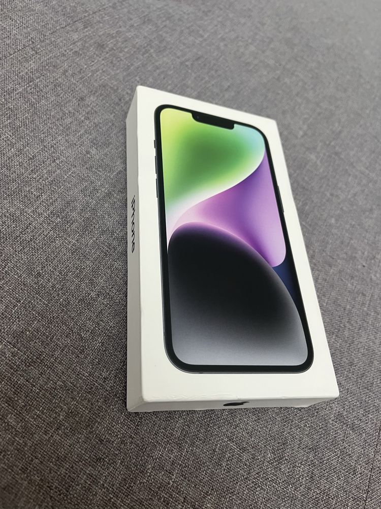 Apple 14 б/у в очень хорошем состоянии