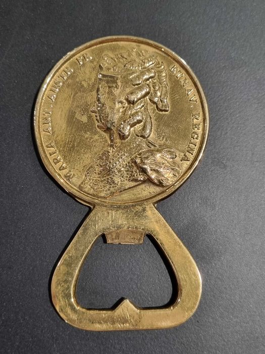 Vintage отварачка за бутилки Louis XVI