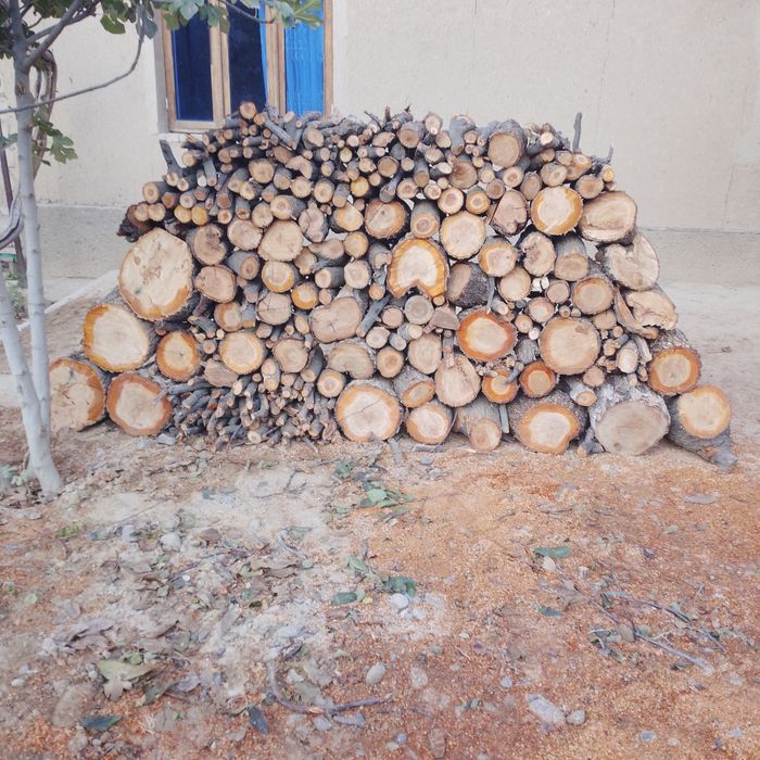 Утин сотилади иккимилон