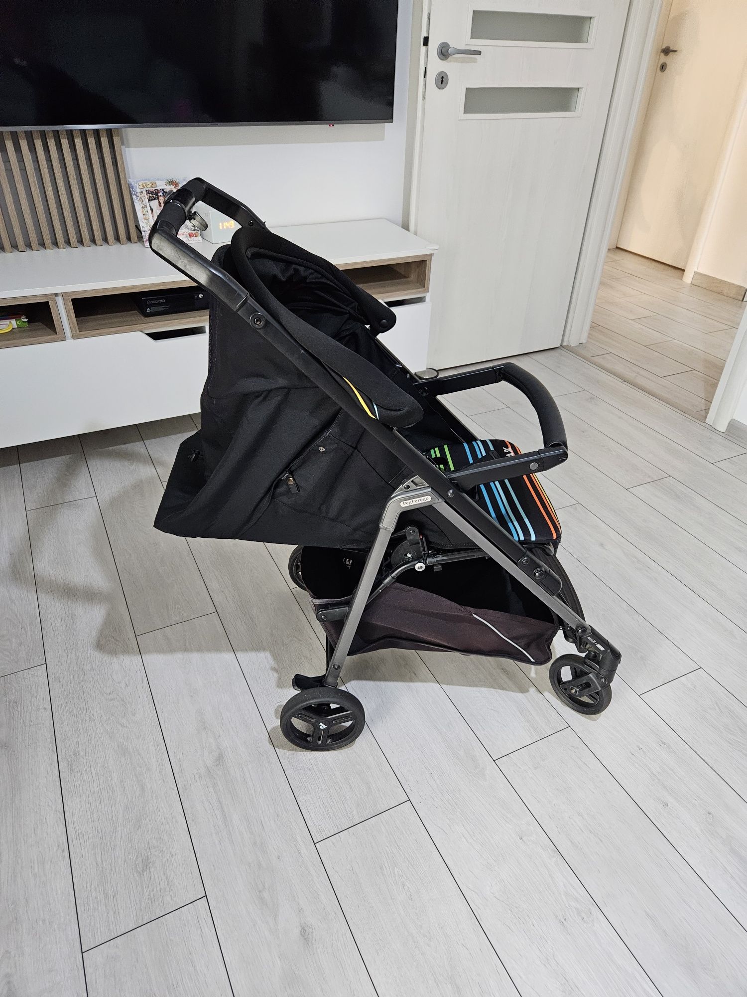 Carucior sport Peg Perego TAK negru-multicolor