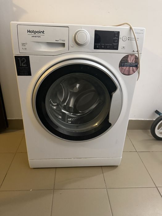 Стиральная машина Hotpoint Ariston