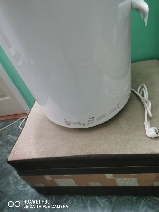 Boiler Bosch Tronic 2000 T 
TR2000T 50B 
ES 050 6  1500 W 
0,8 MPA (8