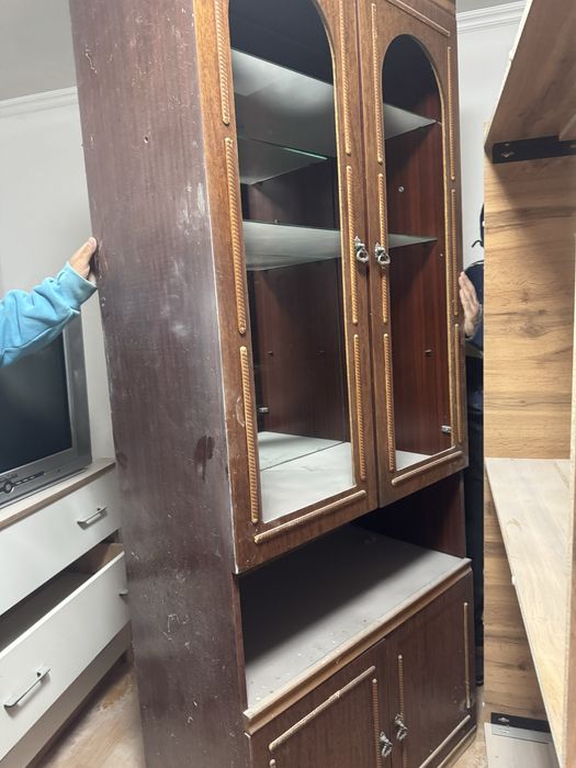 Продам шкафы, тубочки, навесные, столы  и пр