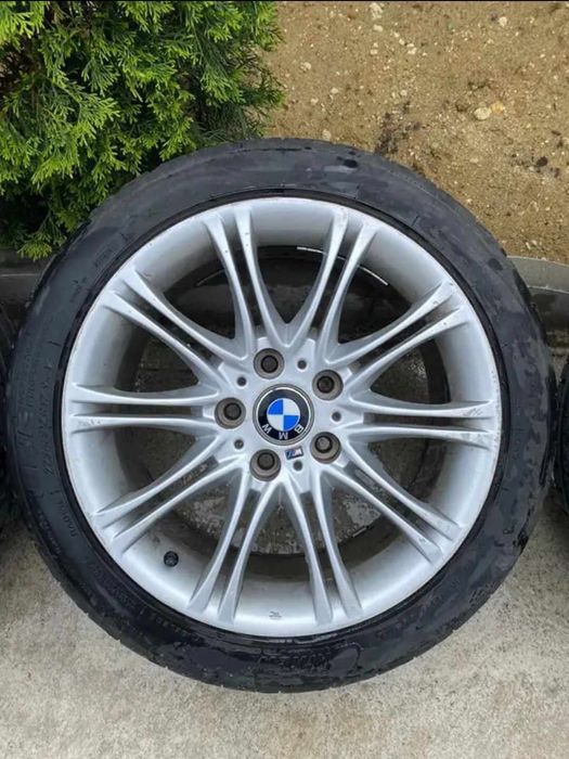 Vând jante bmw r17 style 135