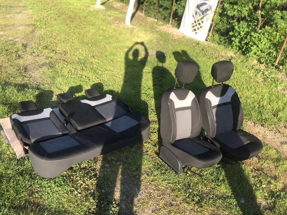 Dezmembrez dacia Duster