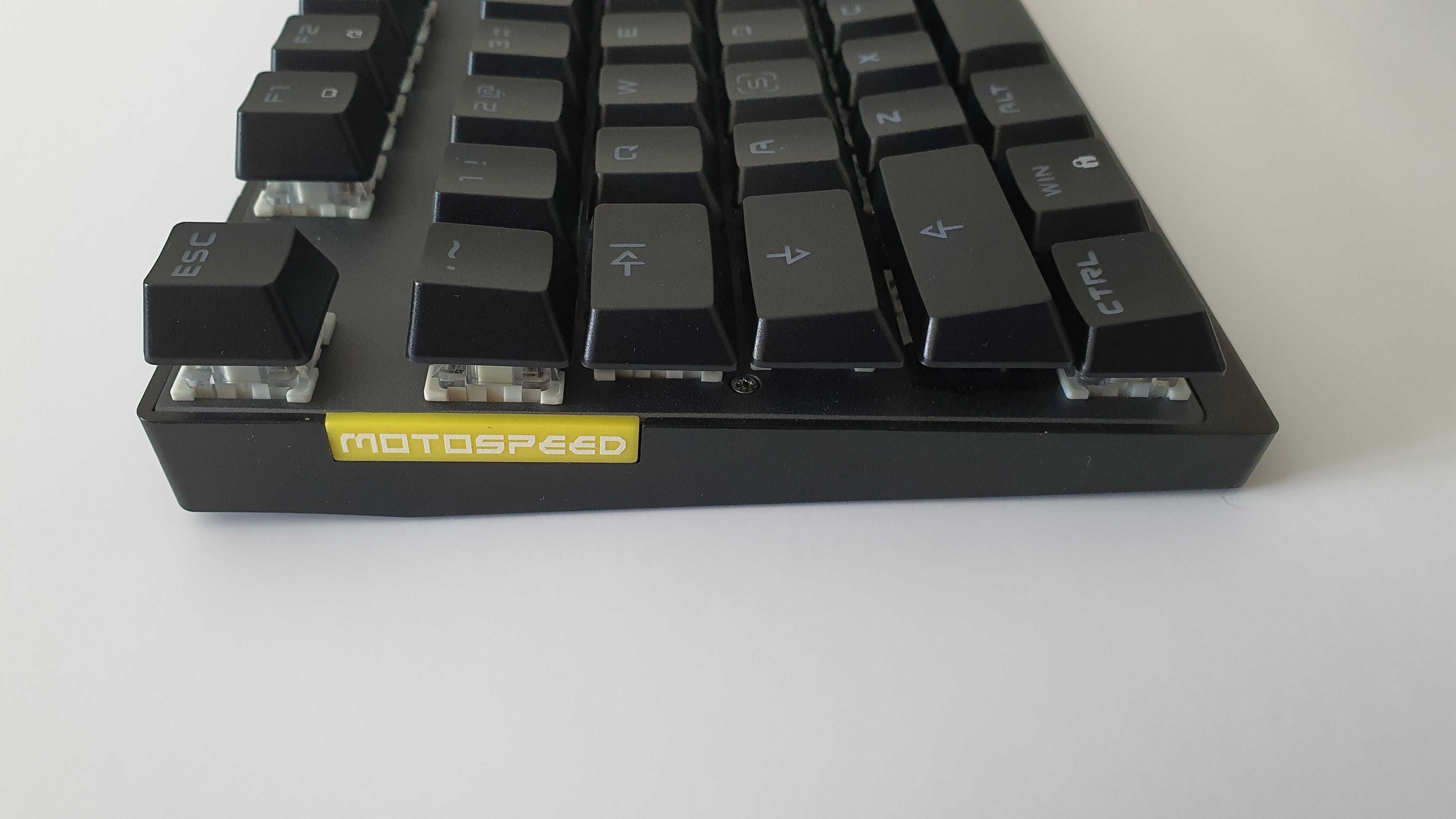 Tastatura Gaming Wireless Iluminata