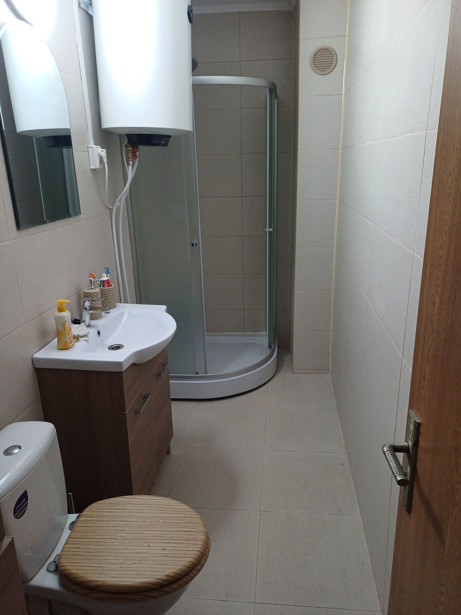 Vând apartament 3camere