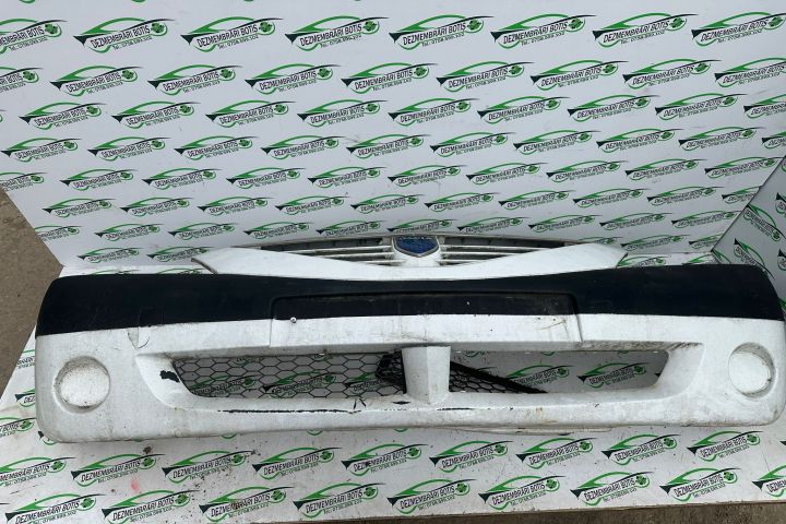 Bara fata Dacia Logan prima generatie