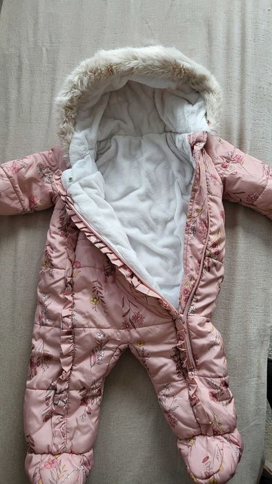 Бебешки космонавт за момиче 6-9м