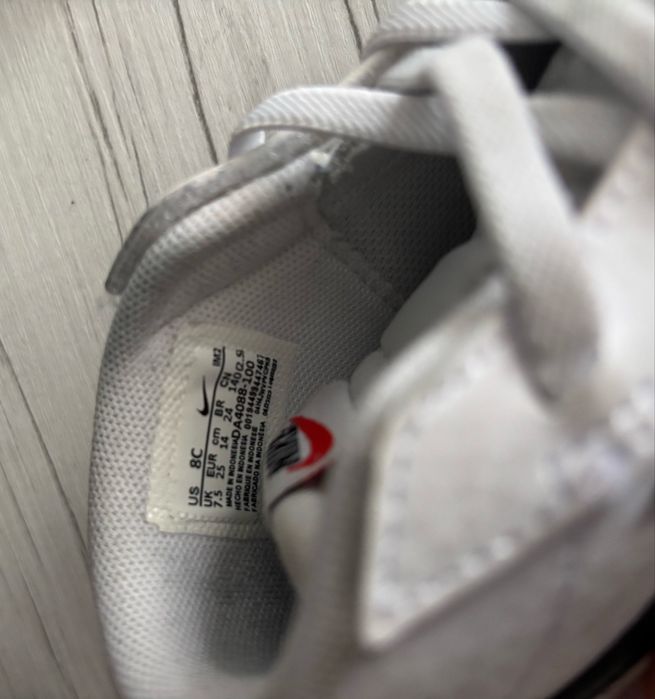 Nike - Adidasi tip gheata , marimea 25 , in stare perfecta