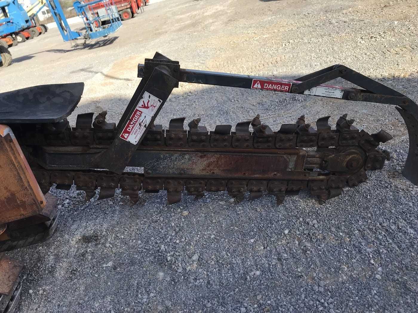 Верижен каналокопател CASE-DAVIS TF700