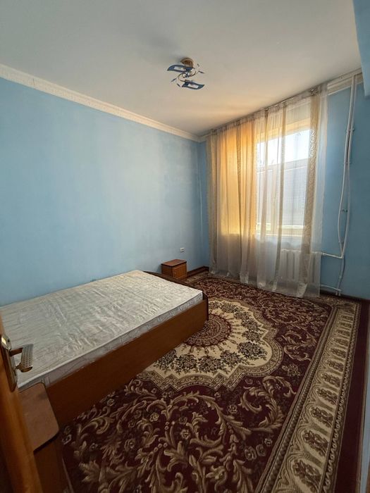 2 xonali kvartira sotiladi