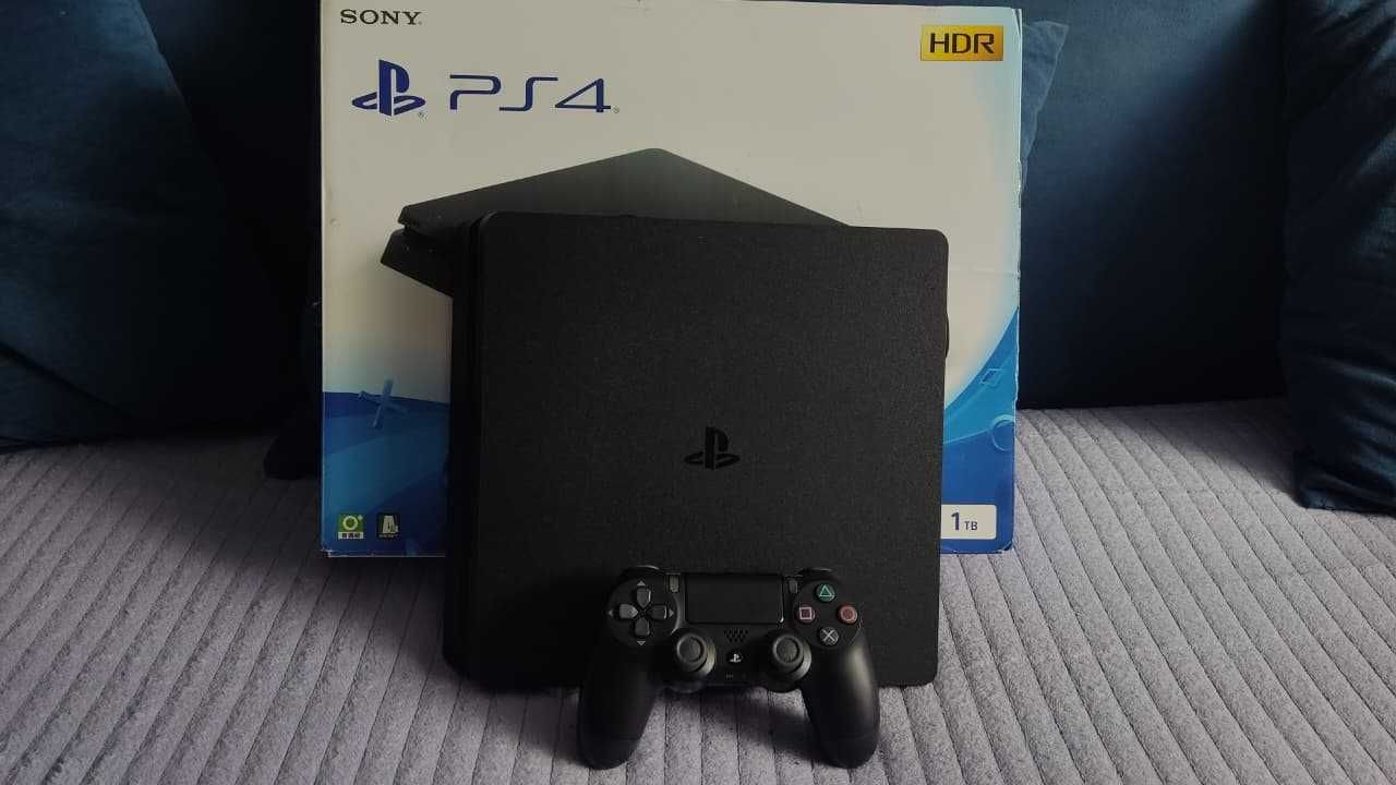 PS4 на 1 ТБ состояние нового