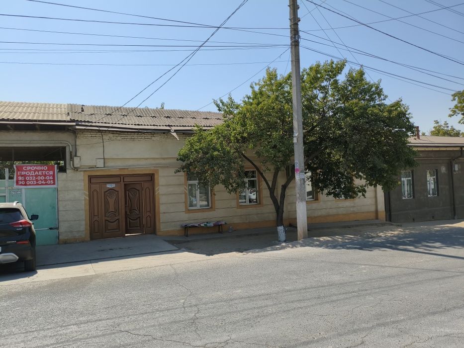 Masjid maktap yaqin