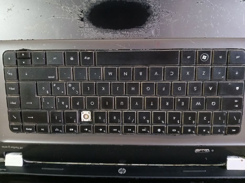 Laptop HP și Dell