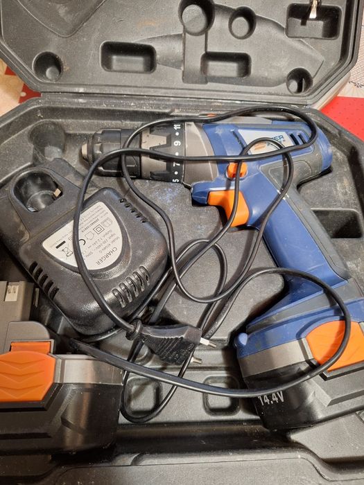 Masina de gaurit/infiletat Dexter 14,4V