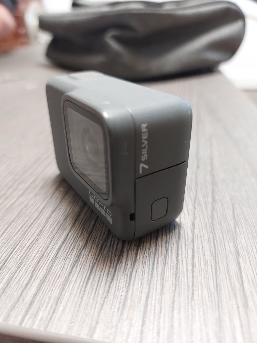 Go Pro hero 7 silver 4k, stare foarte bună