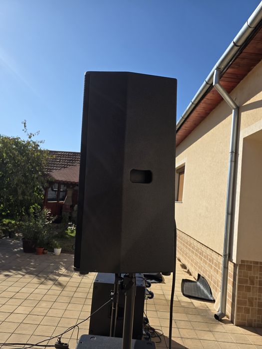 Vând sateliti hornloaded asemănători cu seeburg k20